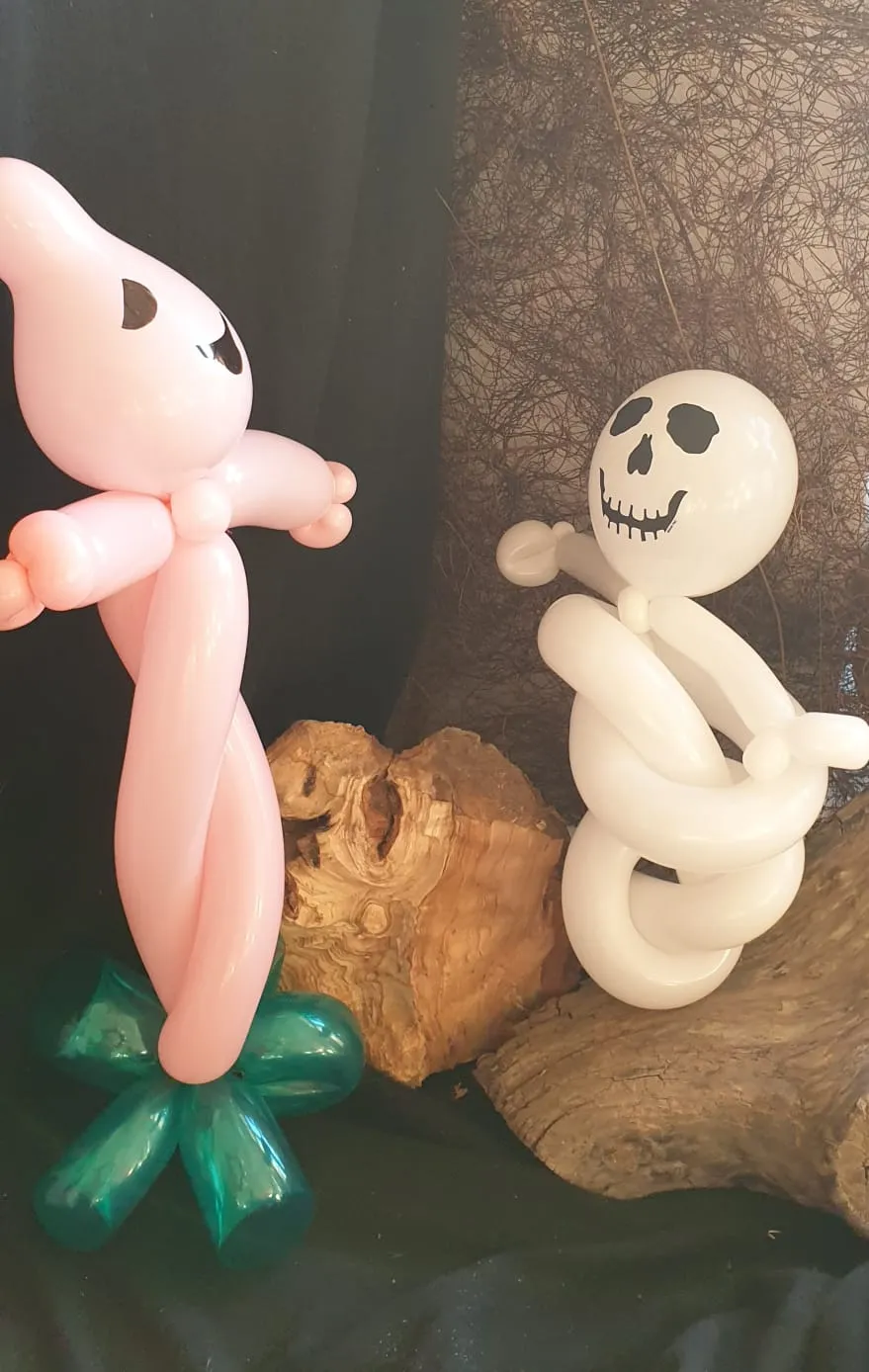Moments Veranstaltungsagentur -  Skelett-Ballonfigur für Halloween